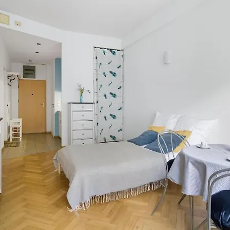 Aleja Przyjaciol By Solarento